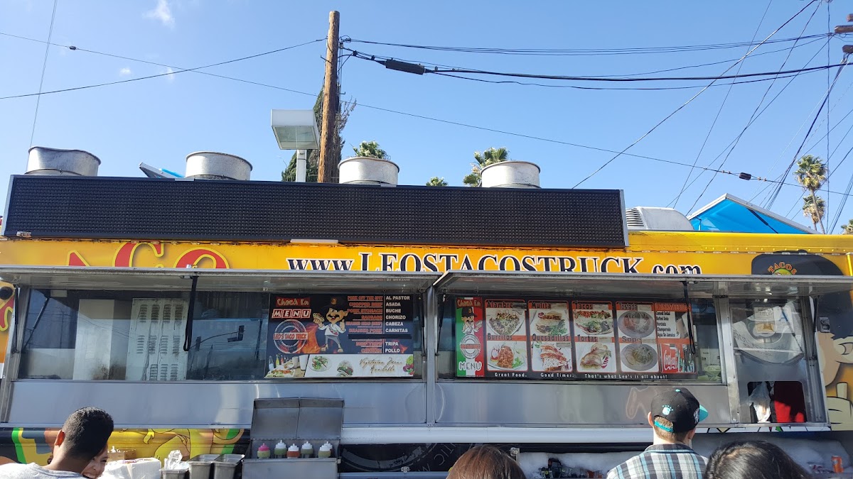 Leo's Tacos Truck — La Brea